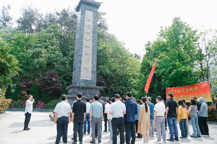 微信图片_20240430155509_副本.jpg